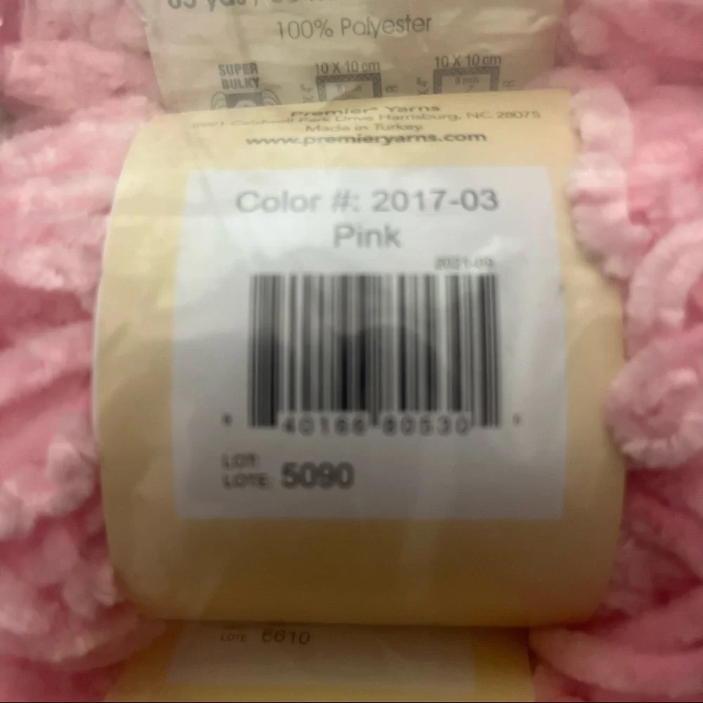 New 3 Skeins Premier Just Chenille Yarn Pink 65 Yards 100% Polyester - Picture 3 of 3